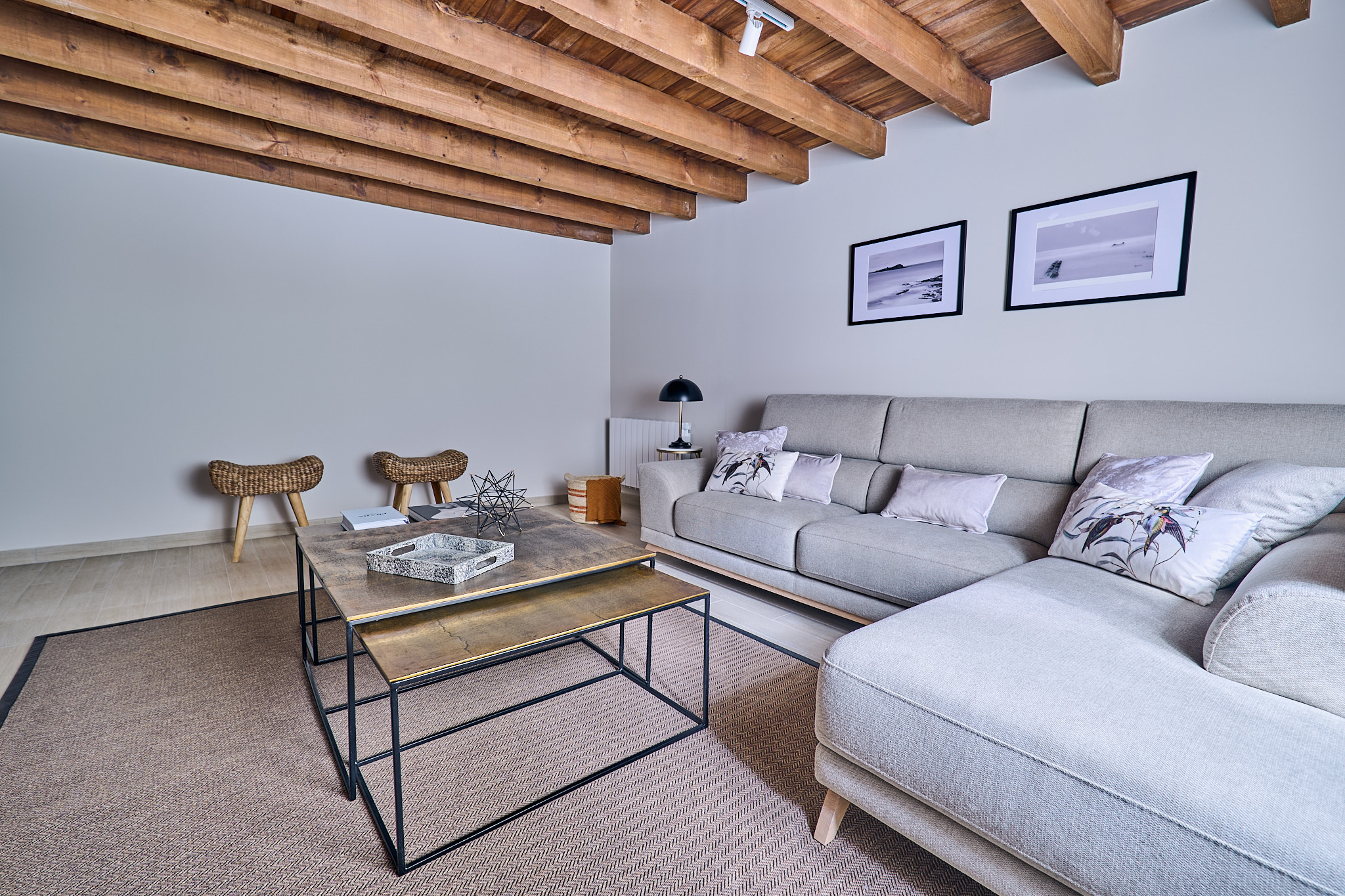 Photo: living room, sectional sofa